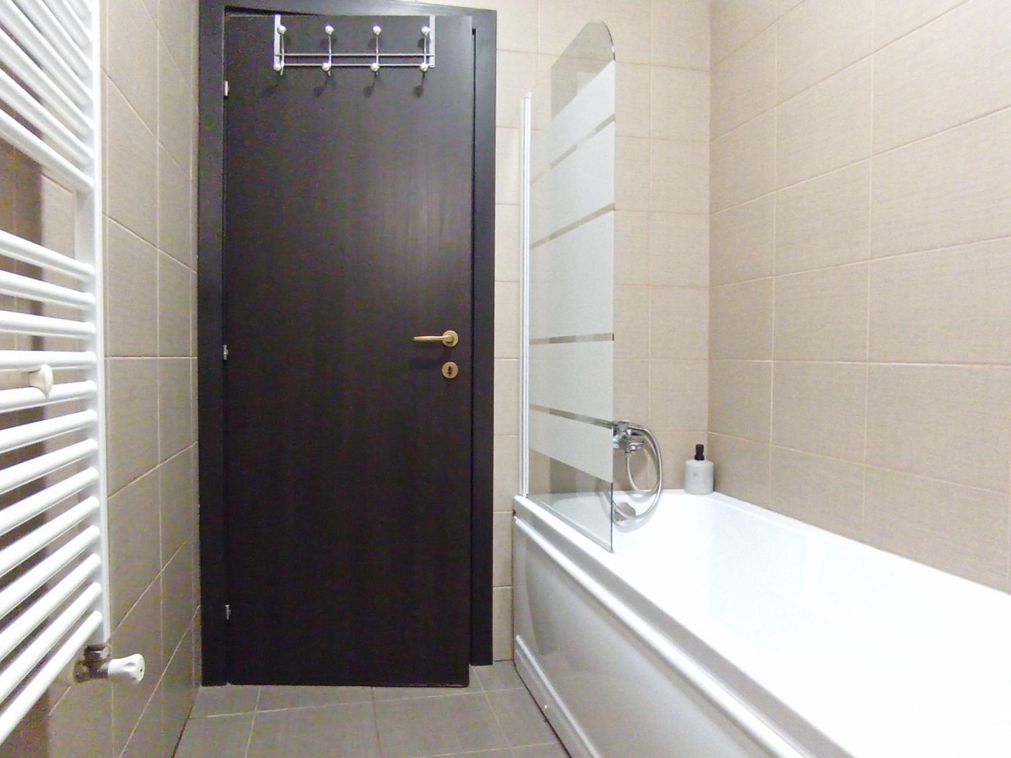 Aparthotel Laura Cluj-Napoca Esterno foto