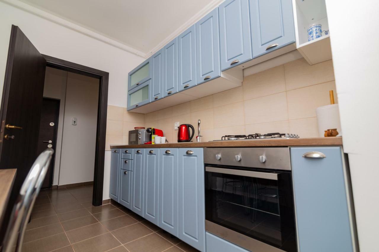 Aparthotel Laura Cluj-Napoca Esterno foto